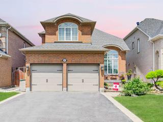 41 Hollybush Dr