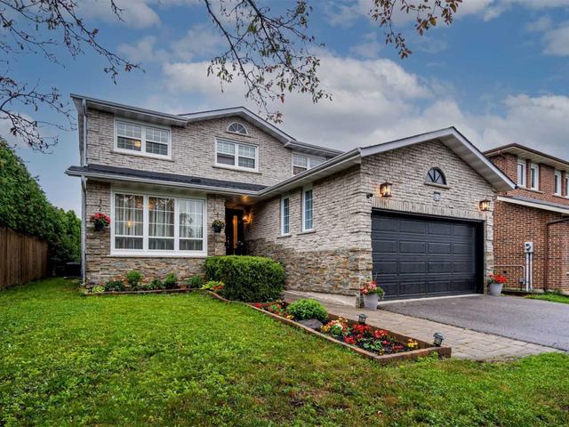 9 Standish Cres