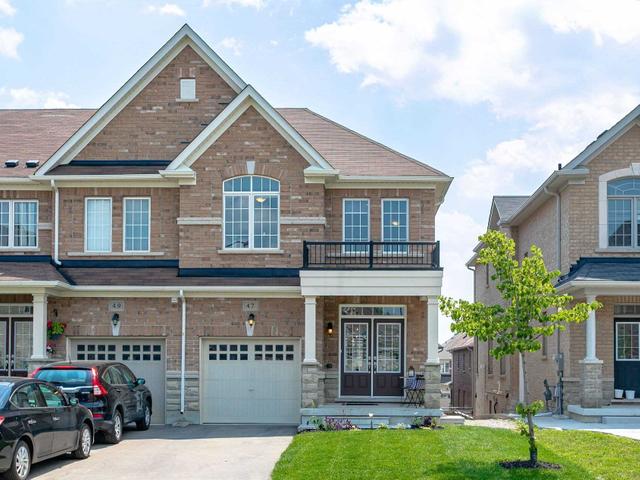 47 Paper Mills Cres