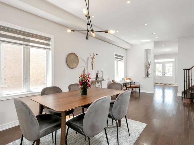 47 Paper Mills Cres