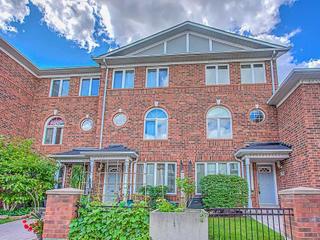 142 - 18 Clark Ave W