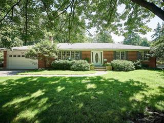 15 Hawkridge Ave