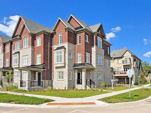 49 Yorkton Blvd