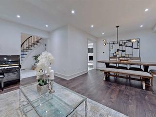 71 Arisaig Dr