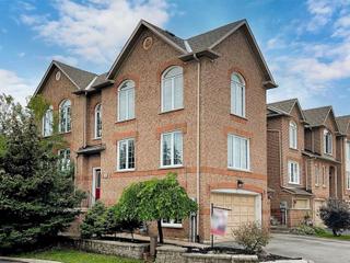 45 Larissa Crt
