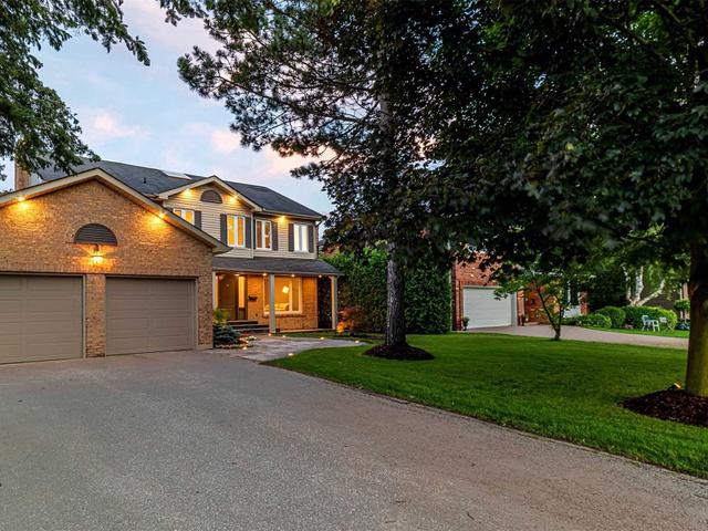 4 Stoneybrook Crt