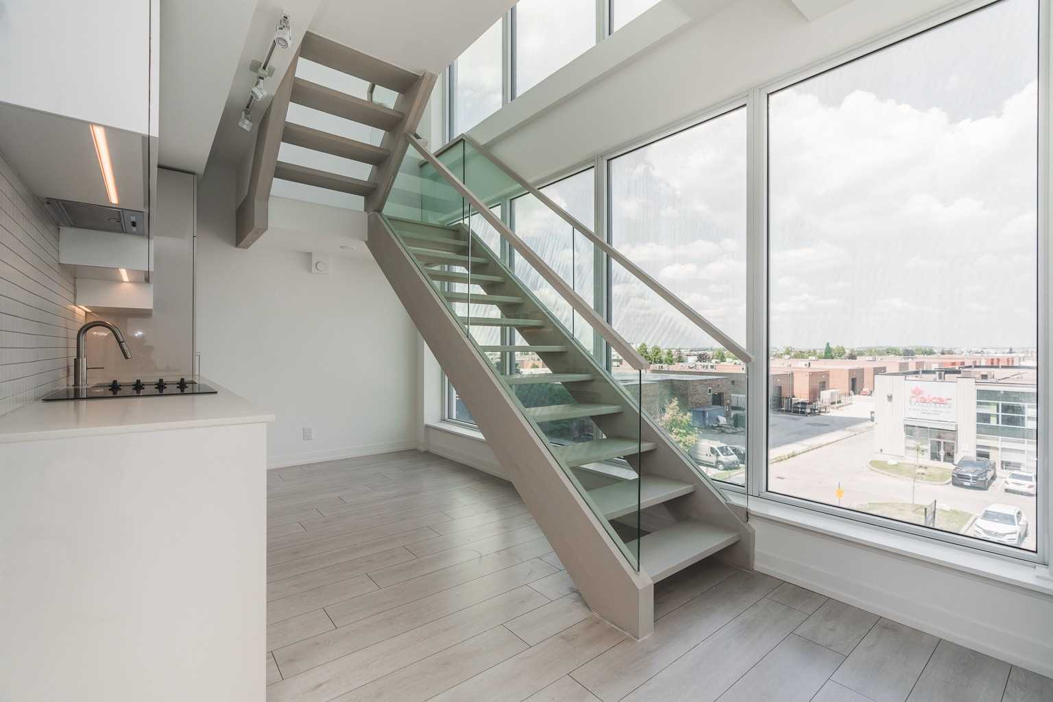 515 950 Portage Pkwy, Concord Leased, N5332032 Condos.ca