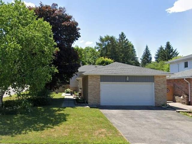 238 Hibiscus Crt