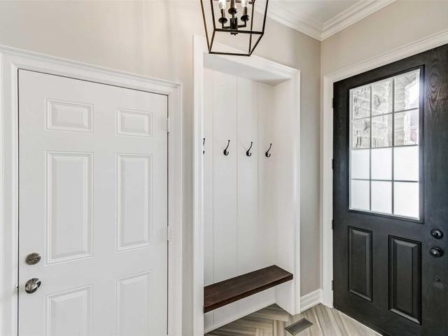 38 Alex Campbell Cres