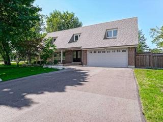 60 Cedarwood Cres