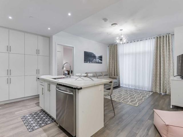434 - 375 Sea Ray Ave