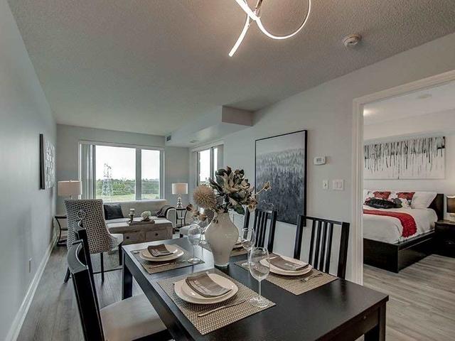 1111 - 273 South Park Rd