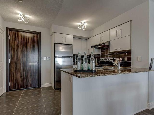 1111 - 273 South Park Rd