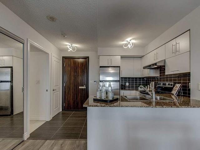 1111 - 273 South Park Rd