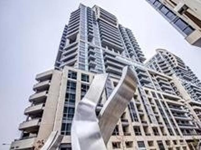 802 - 9201 Yonge St