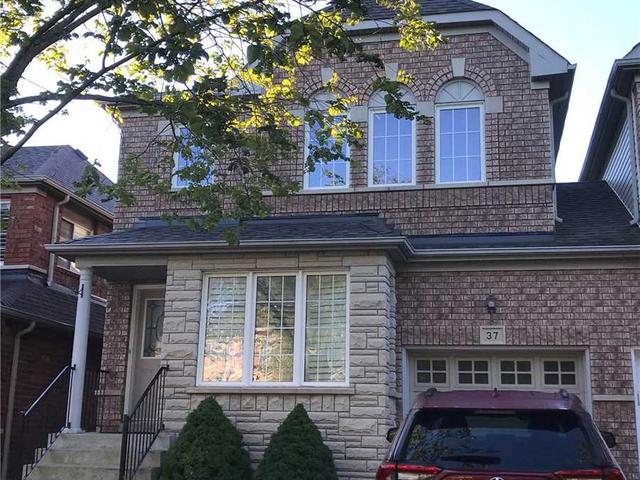 37 Bertram Earnshaw Dr