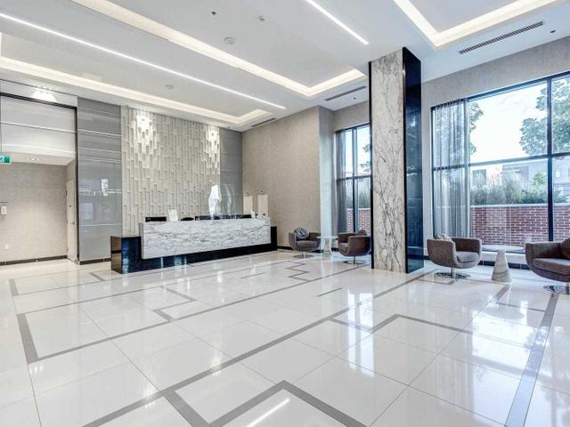 706 - 99 Eagle Rock Way