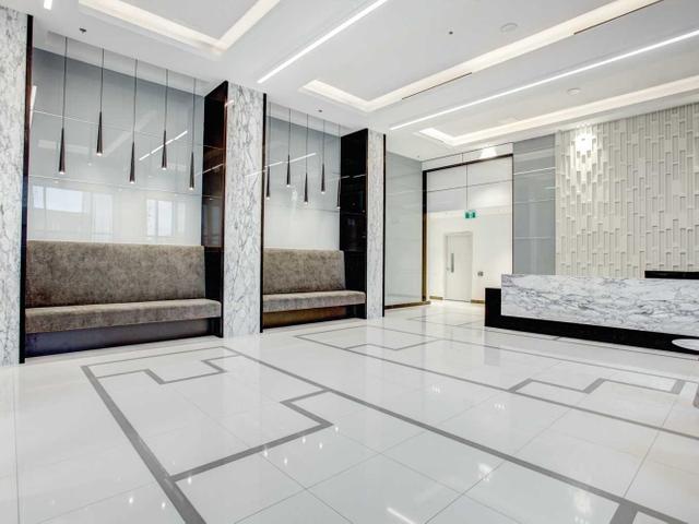 706 - 99 Eagle Rock Way