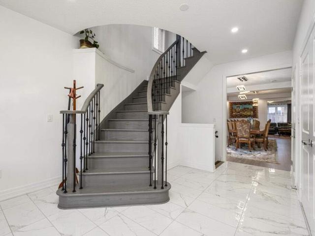 71 Cloverridge Ave