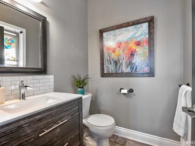 42 Avonlea Rd
