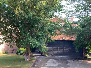 14 Brownridge Dr N