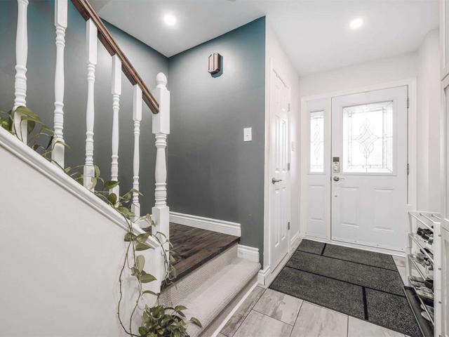 64 Knightsbridge Way