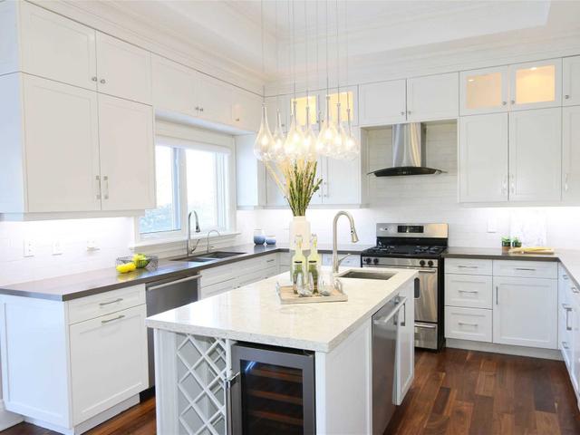 472 Spring Gate Blvd