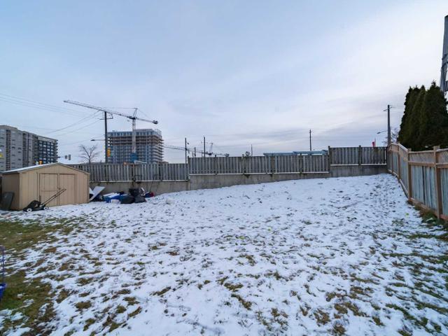 10 Longford Dr