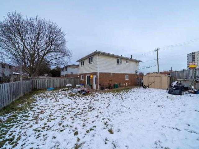 10 Longford Dr
