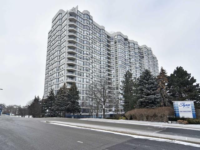 806 - 7300 Yonge St