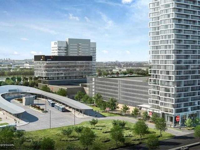 302 - 5 Buttermill Ave