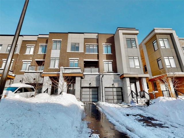 27 Glenngarry Cres