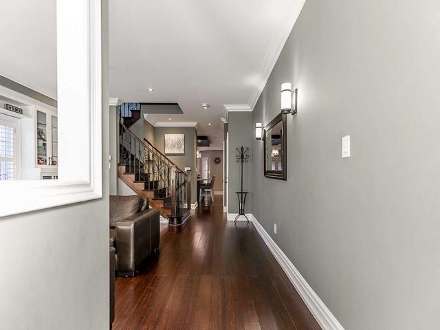 15 Saint Nicholas Cres