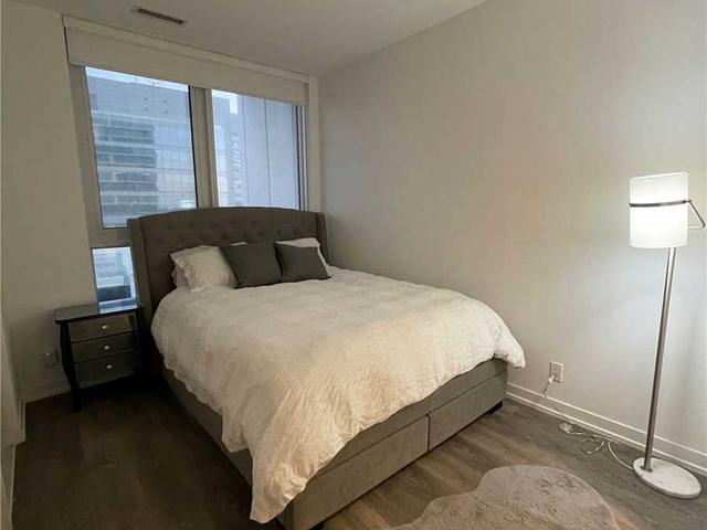 801 - 5 Buttermill Ave