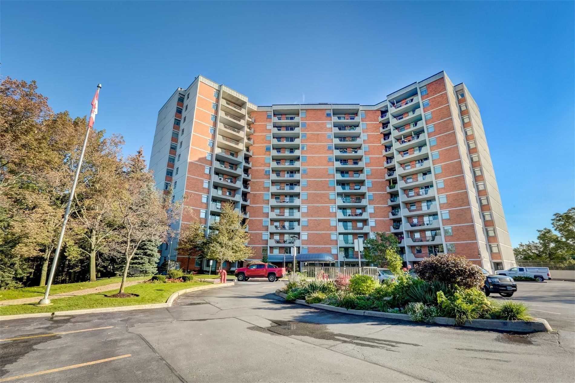 1205 7811 Yonge St, Thornhill Leased, N5479484 Condos.ca