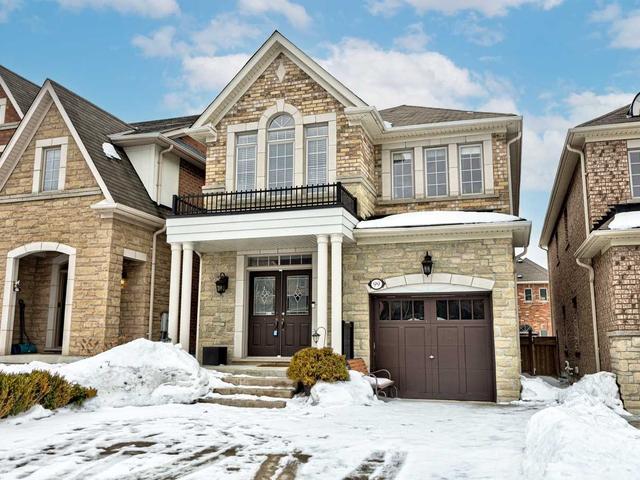 99 White Spruce Cres