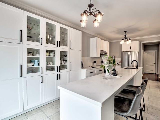 99 White Spruce Cres