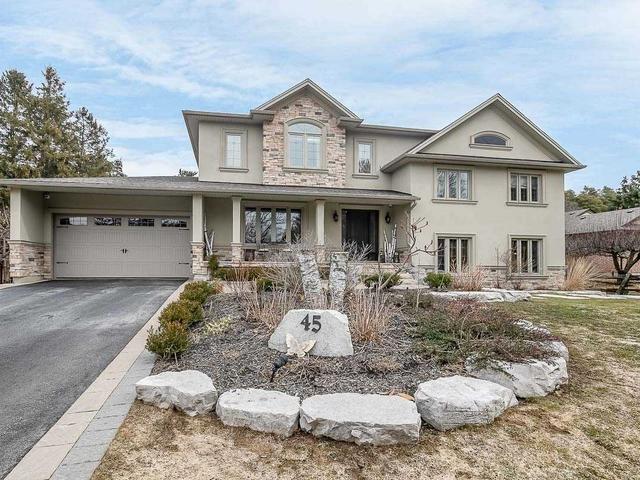 45 Cynthia Cres