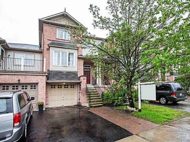 68 Schouten Cres