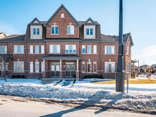 49 East's Corners Blvd
