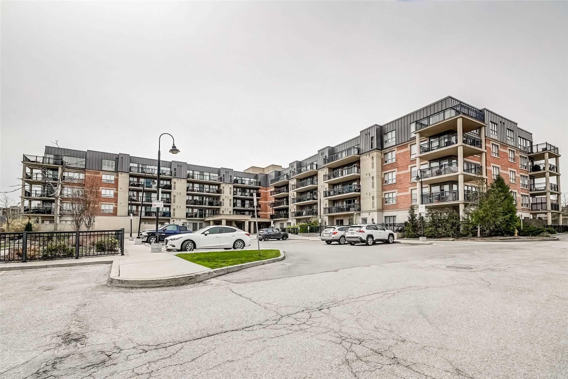 106 8026 Kipling Ave, Woodbridge Terminated, N5609737 Condos.ca