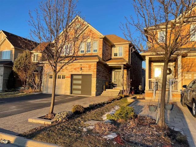 33 Landwood Ave