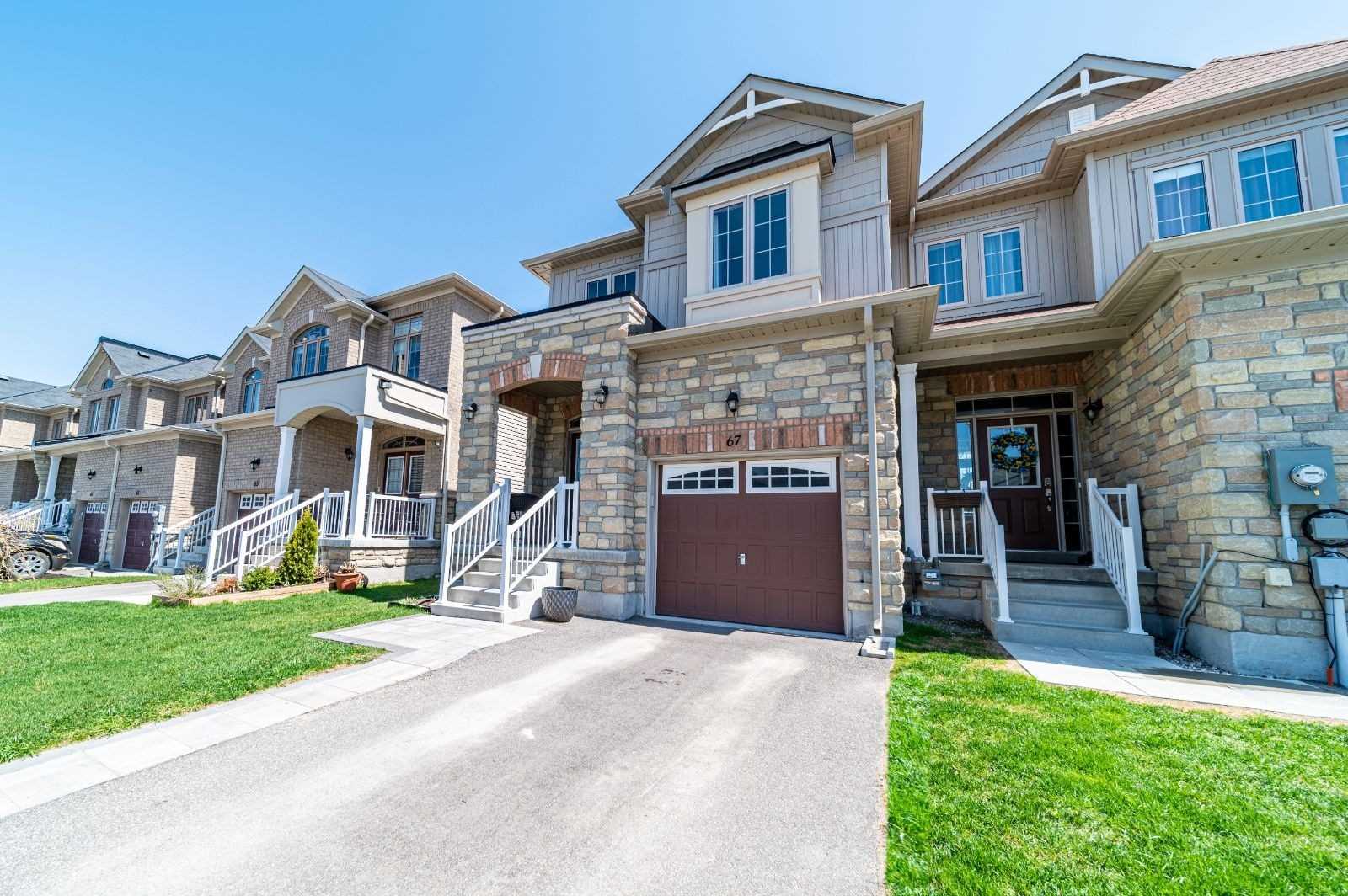 67 Greenwood Dr, Angus Sold, N5617913 Condos.ca