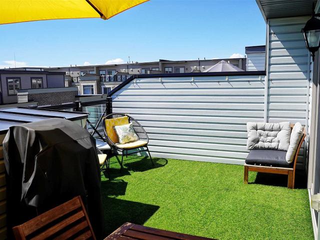 2711 - 2 Gable Hurst Way