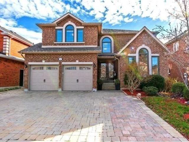 111 Hidden Trail Ave