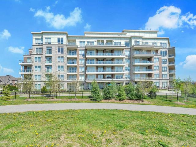 #808 - 9 Stollery Pond Cres