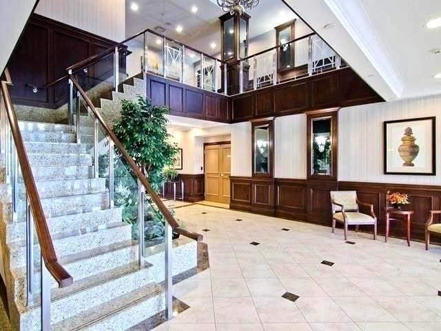 907 - 15 North Park Rd