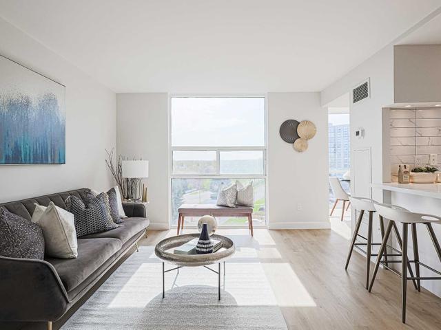 706 - 30 Harding Blvd