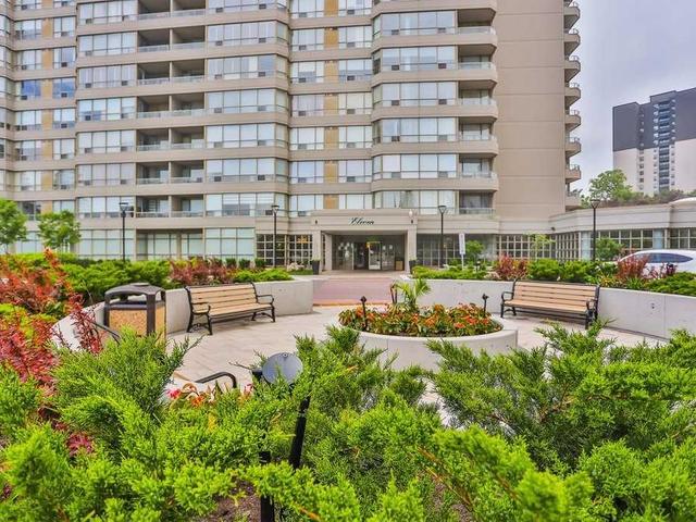 1001 - 11 Townsgate Dr