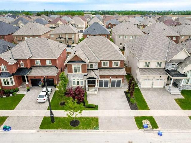 41 Woodgate Pines Dr